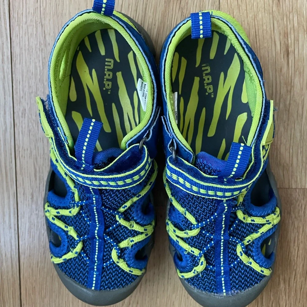 Boys Velcro Sandals size 1 - blue green